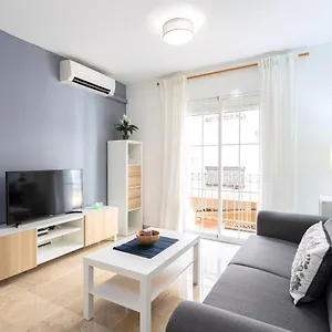 Holidays2malaga Capuchinos French Balconies, Private Parking, Wifi & Air Con Apartment Málaga